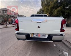 میتسوبیشی L200